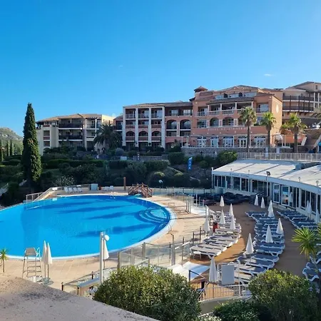 Cap Esterel Agay Raphael Vue 4 Personnes Chez Evelyne Saint-Raphaël