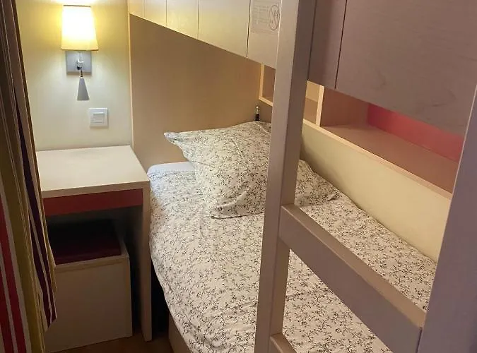 Cap Esterel Agay Raphael Vue 4 Personnes Chez Evelyne Saint-Raphaël