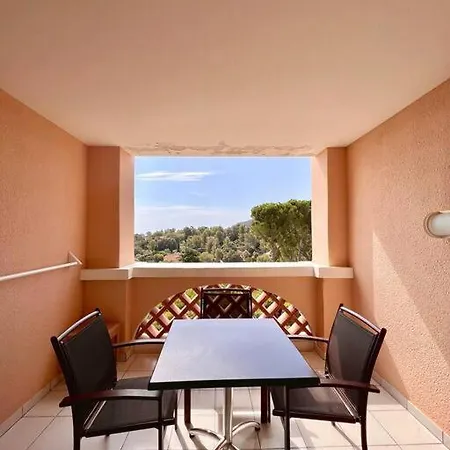 Cap Esterel Agay Raphael Vue 4 Personnes Chez Evelyne