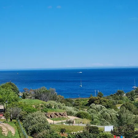 Apartment Cap Esterel Agay Raphael Vue 4 Personnes Chez Evelyne Saint-Raphaël