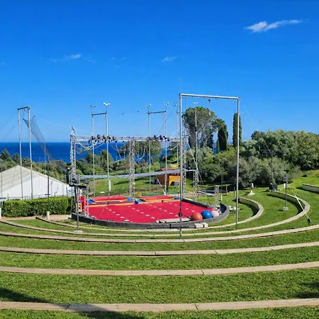 Cap Esterel Agay Raphael Vue 4 Personnes Chez Evelyne * Saint-Raphael (Var)
