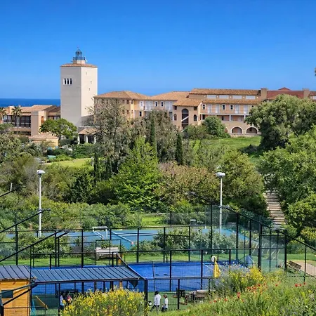 Cap Esterel Agay Raphael Vue 4 Personnes Chez Evelyne Apartment Saint-Raphaël